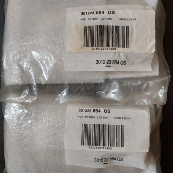 Victoria's Secret Sunny Brights SUN BLISSED Hydrating Body Lotion 8.4 fl oz NWT - Picture 3 of 3